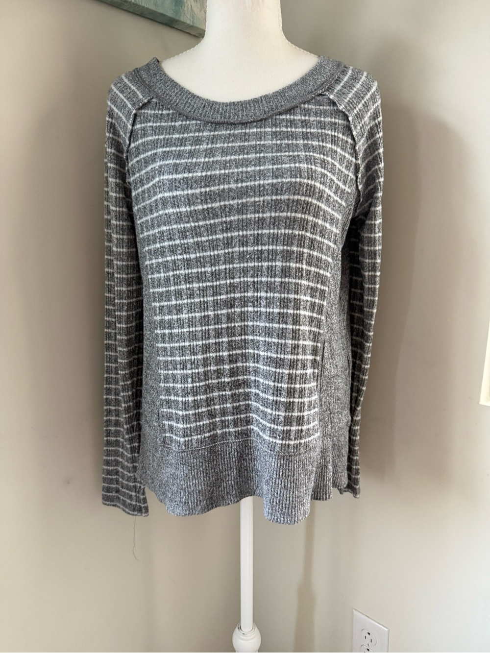 Anthropologie Eri + Ali Gray Striped Scoop Neck Sweater Medium
